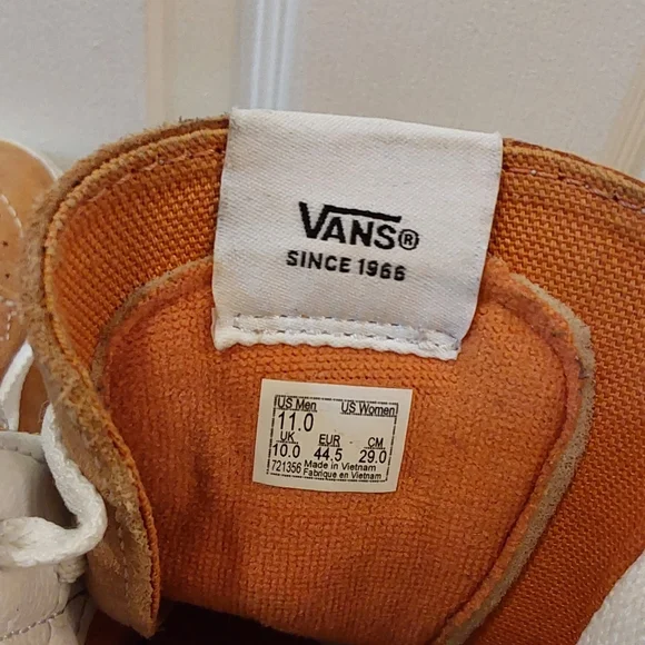 VANS Off The WallSK8-HI TOP-RETRO-721356- US MEN’S 11.0Color Orange- White